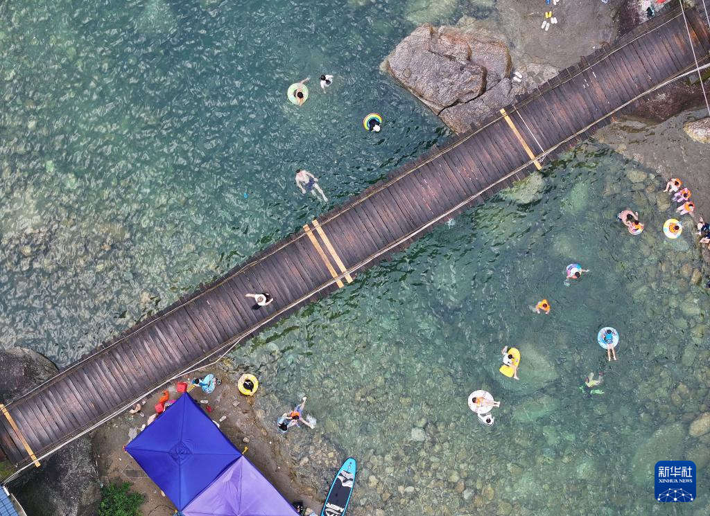 可爱的乡村——粤桂协作助力苗乡“夏日经济”火热