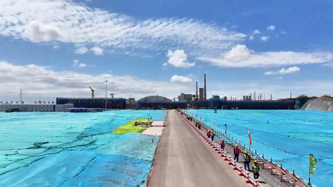 六个行动 · 鄂托克实践 ｜深能鄂托克旗风光制氢一体化合成绿氨项目：样板引路 示范先行 争创优质项目