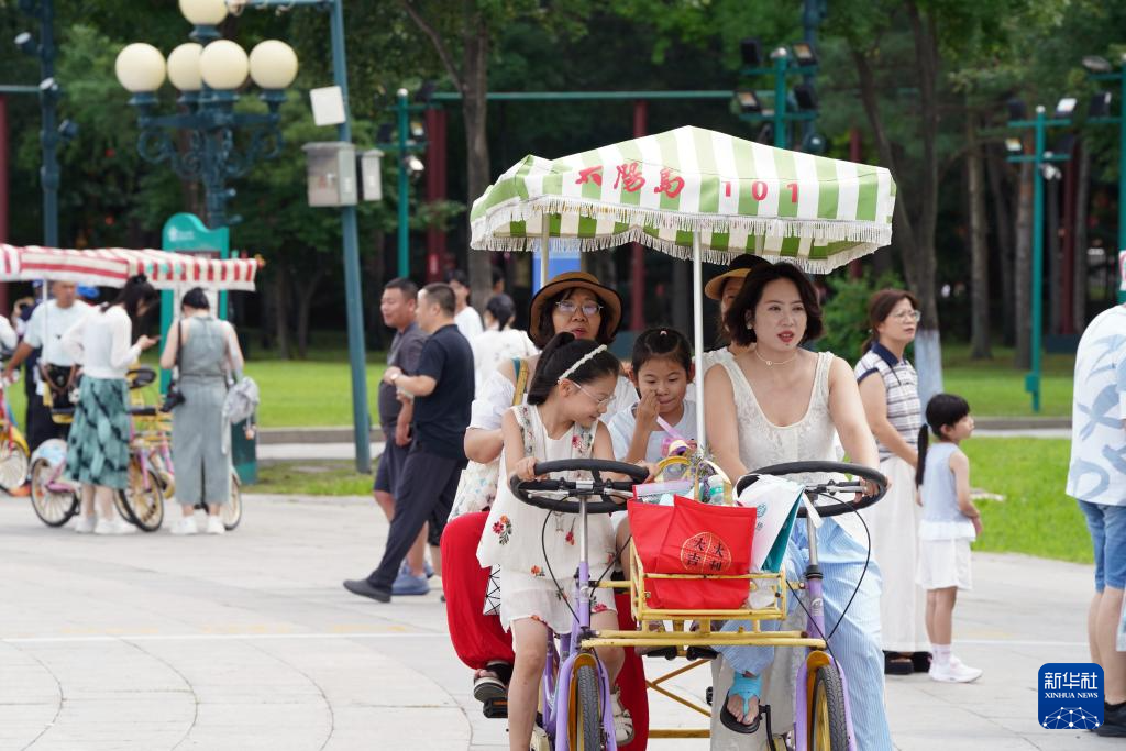 新时代中国调研行之文化中华｜哈尔滨：“清凉游”释放夏日文旅消费活力