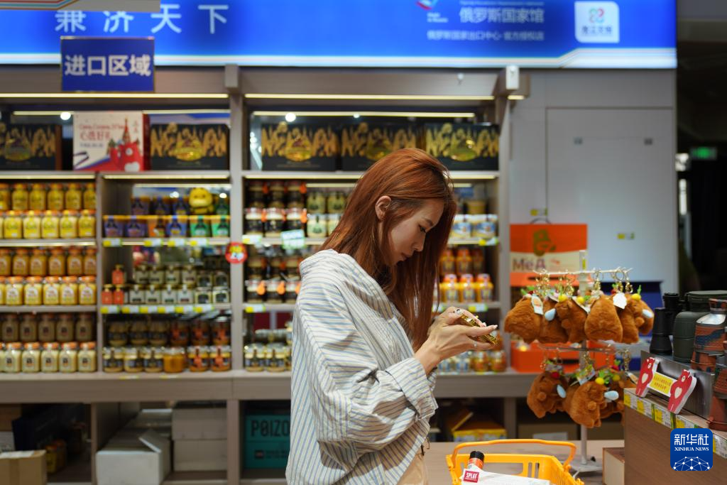 新时代中国调研行之文化中华｜哈尔滨：“清凉游”释放夏日文旅消费活力