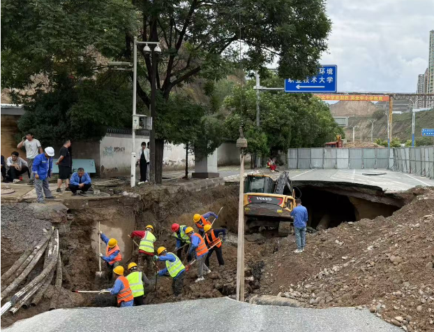 甘肃榆中:中国广电甘肃公司紧急抢修 光缆信号恢复传输