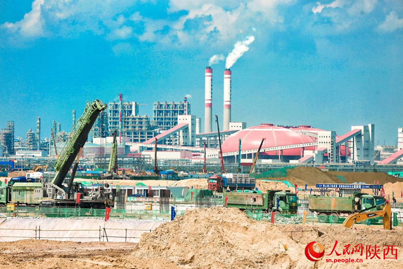 毛乌素沙地旁的“煤炭变形记”