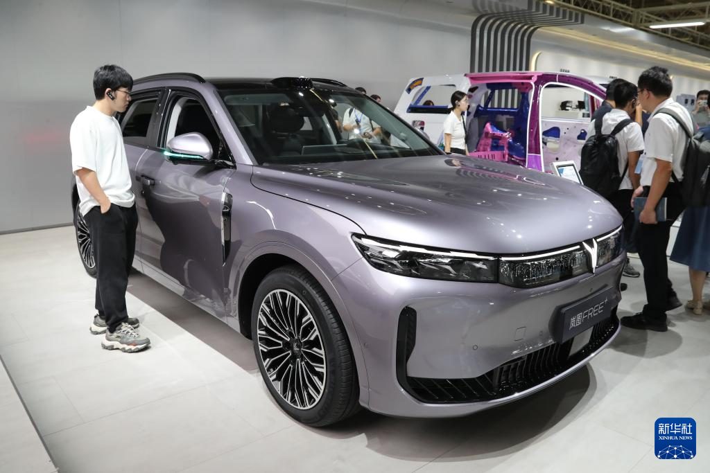 活力中国调研行丨岚图汽车：传统车企积极转型新能源