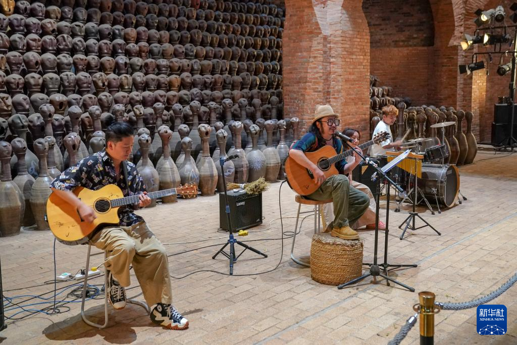 云南弥勒：艺术赋能 打造特色文旅新地标