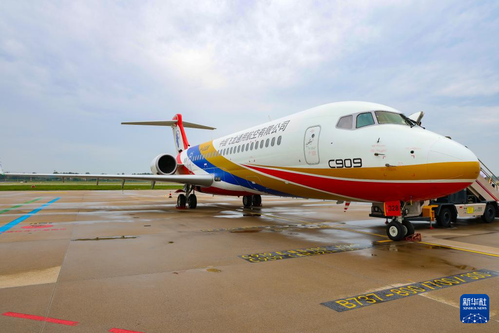 首架C909医疗机交付中国飞龙通航