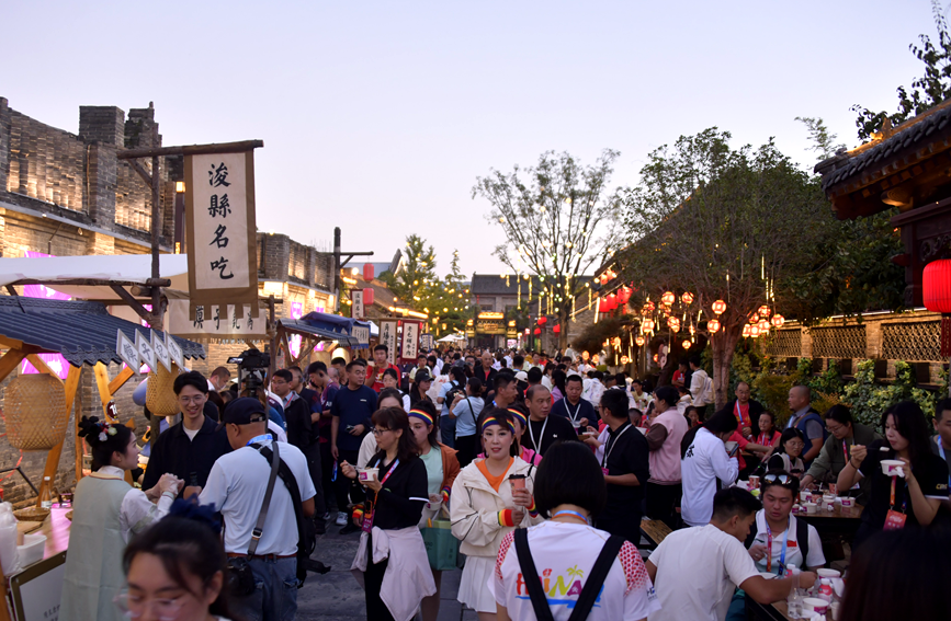“球”跃千年古城！2025“李宁杯”全国匹克球锦标赛鹤壁燃情启幕