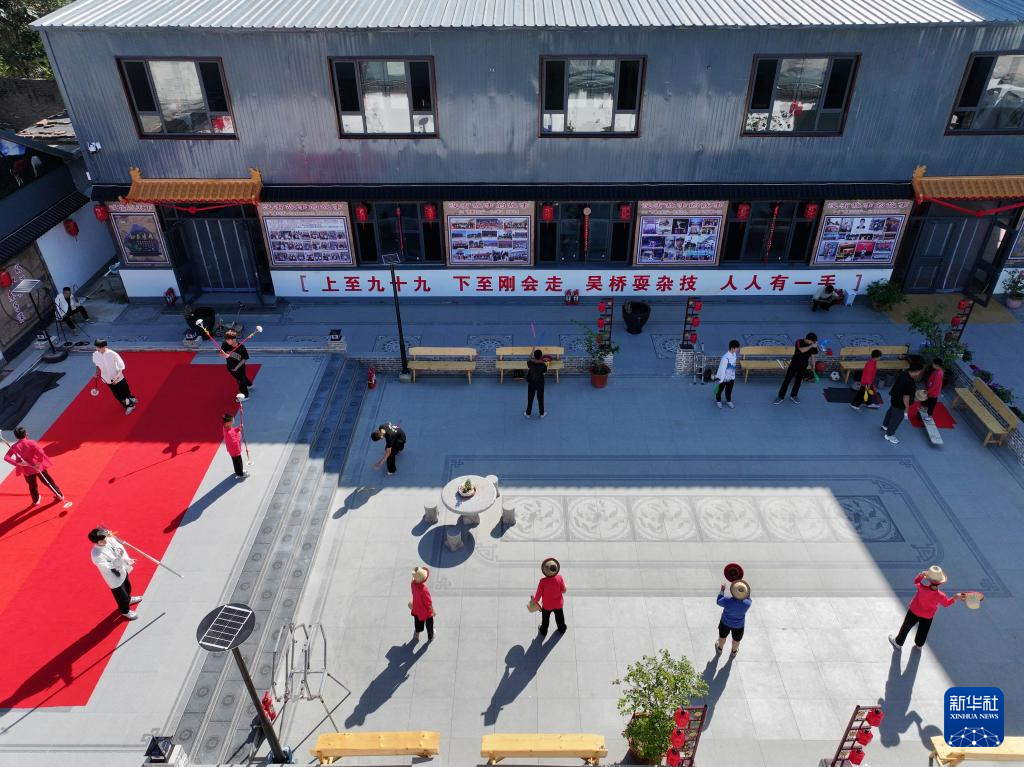 “杂技之乡”吴桥——杂技小院展新韵