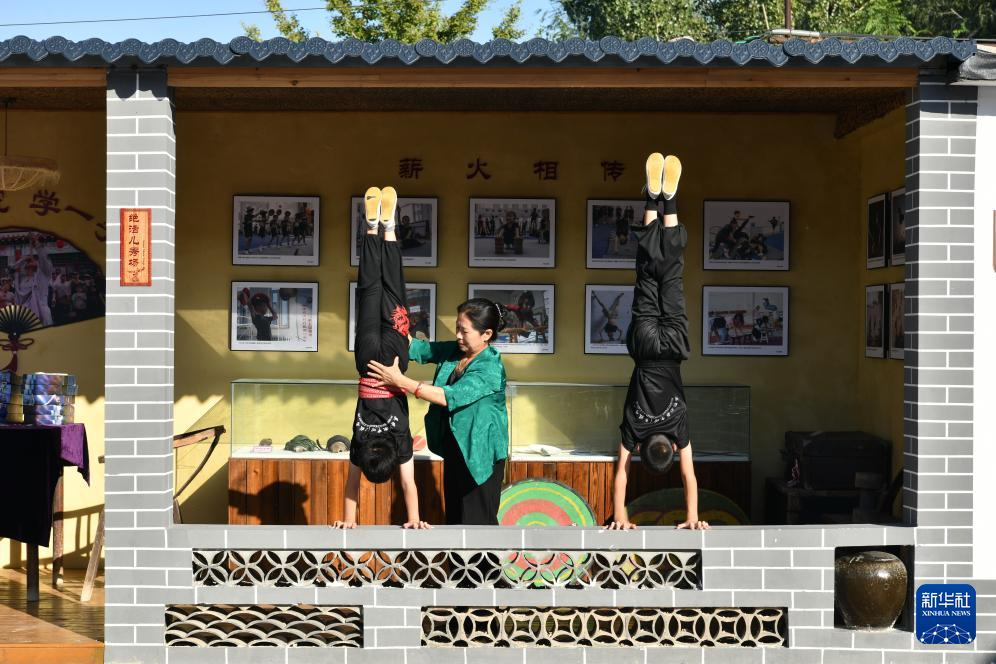 “杂技之乡”吴桥——杂技小院展新韵