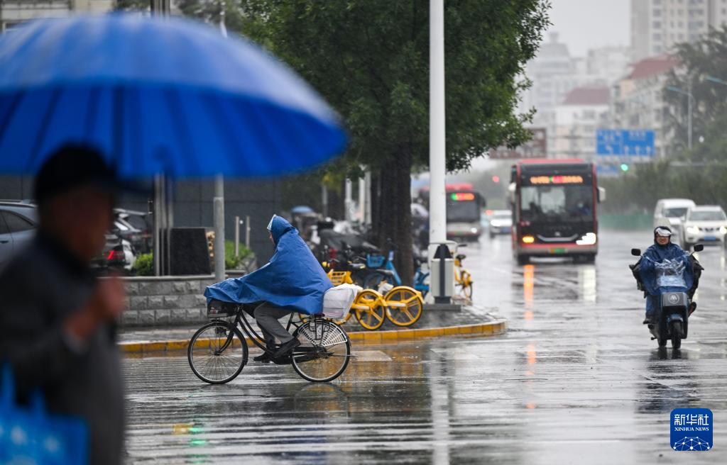 天津：秋雨送寒凉