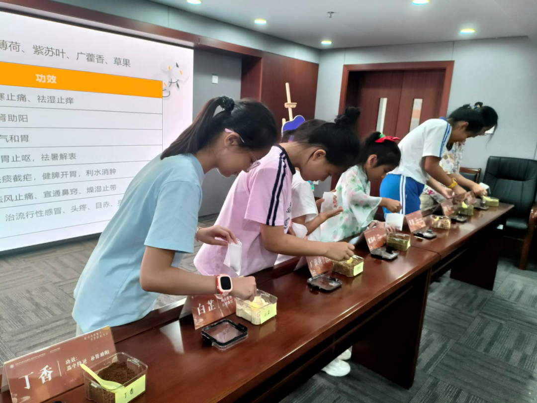 全国科普月收官！坪山双向发力，硬核科技与民生科普齐出彩