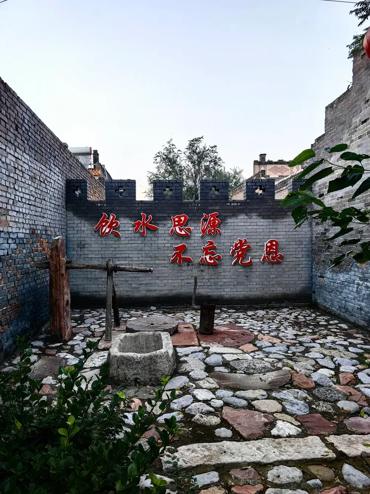 秋访古浮图