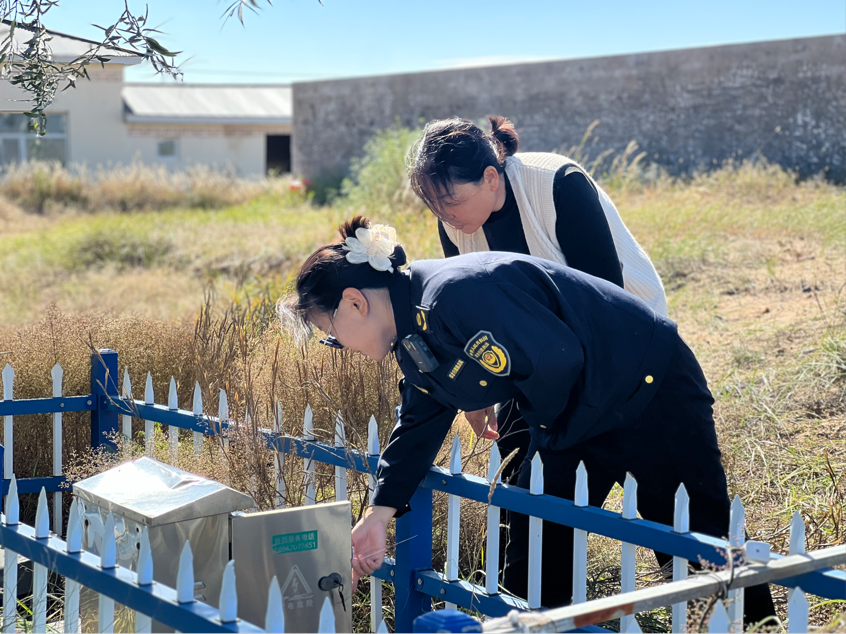 从大学课堂到草原深处：一个00后女孩的“逆行”青春