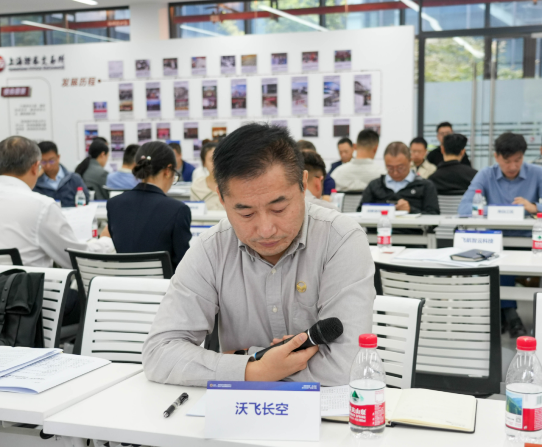 局长坐班、链长接待！精细化服务延伸至会后，政企面对面解难题