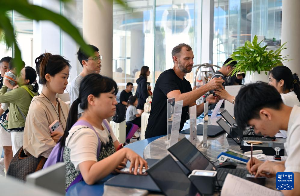 海南陵水:惬意错峰游