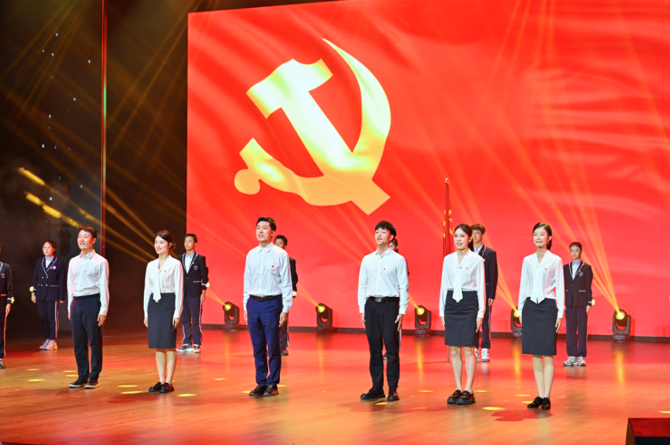 弘扬重庆城市精神 2025年重庆江北区“红岩思政·榜样力量”大思政课活动举行
