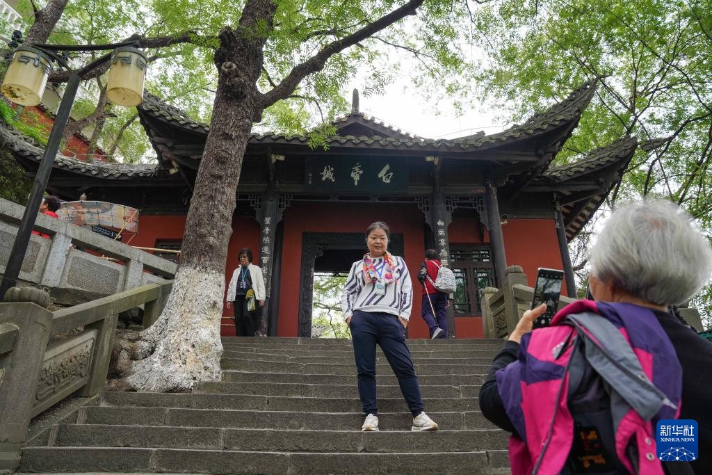 新时代中国调研行之文化中华｜重庆奉节：“诗城”风光引游人