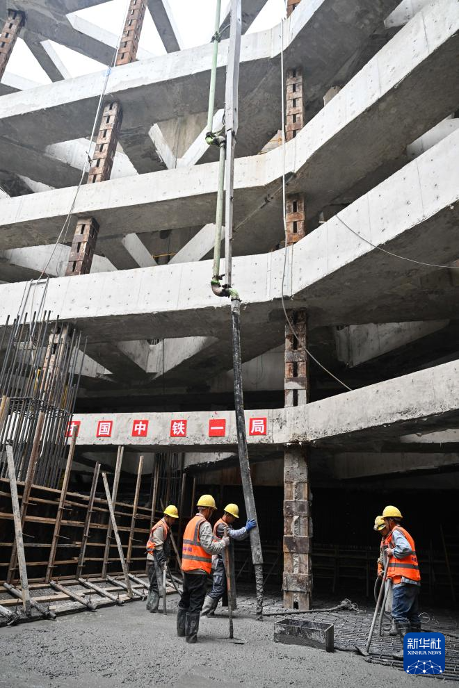 新建沪宁合高铁海门北站核心区基坑底板顺利封底