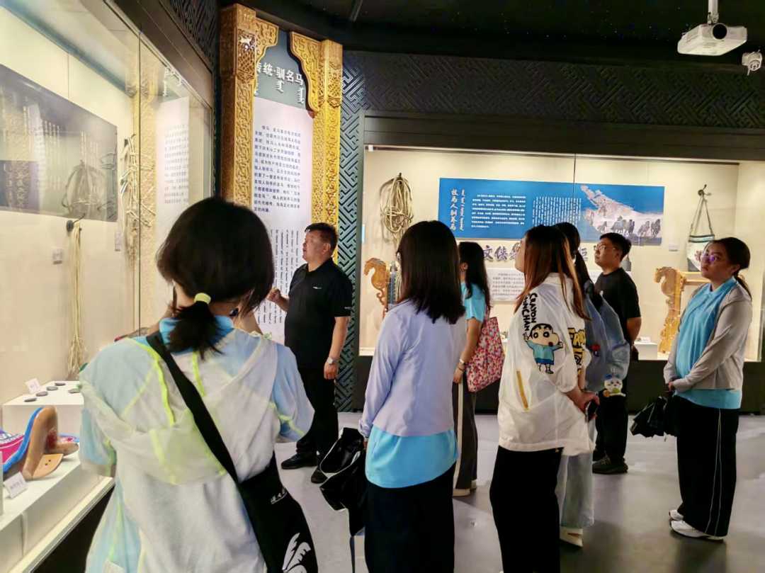 马什亥嘎查:从“马背传承”到“产业勃兴”