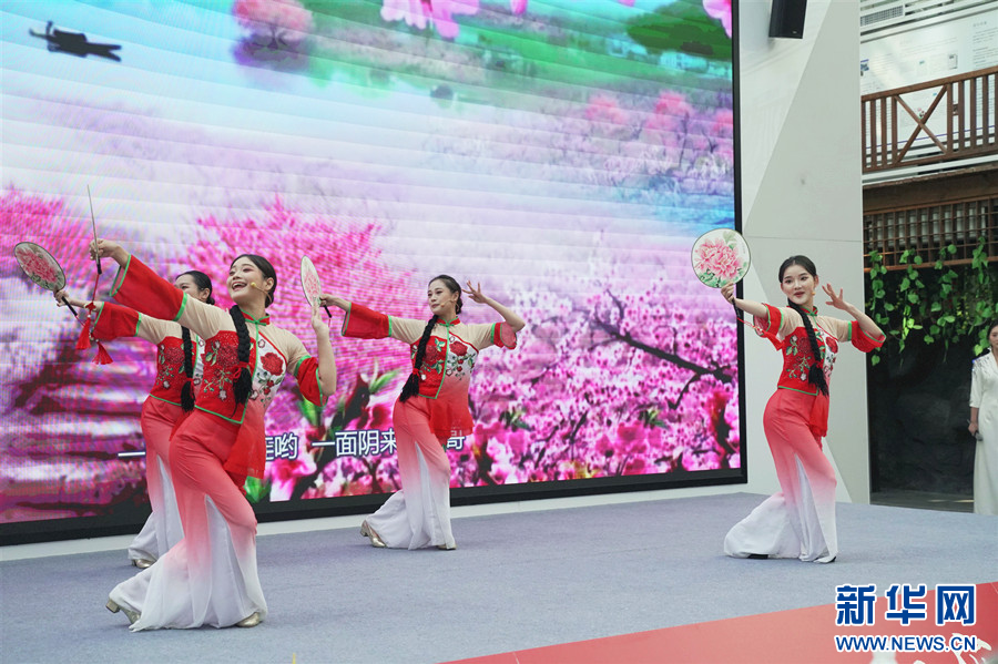 2025湖北红安大别山红色文化旅游季发布会举行 “赤黄红”精品旅游线路正式发布