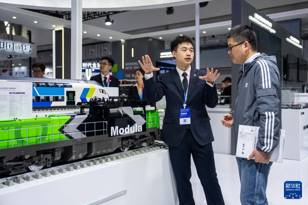 2025中国国际轨道交通和装备制造产业博览会在湖南株洲开幕