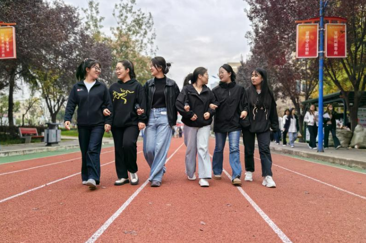 西安这个女生宿舍 全员获国家励志奖学金 西安这个女生宿舍 全员获国家励志奖学金