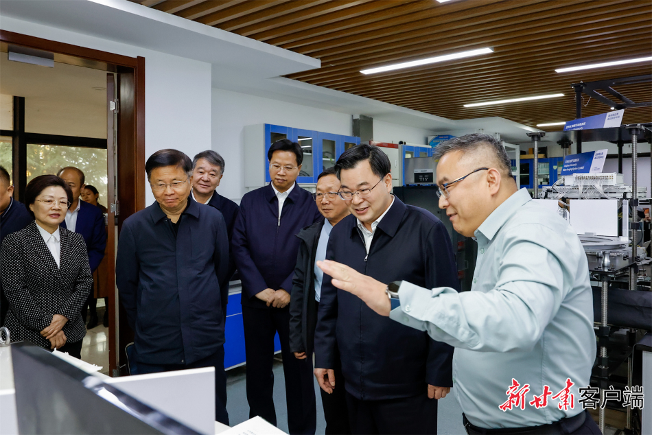 胡昌升在兰州大学宣讲党的二十届四中全会精神时强调：一体推进教育科技人才发展 为谱写中国式现代化甘肃篇章贡献更大力量