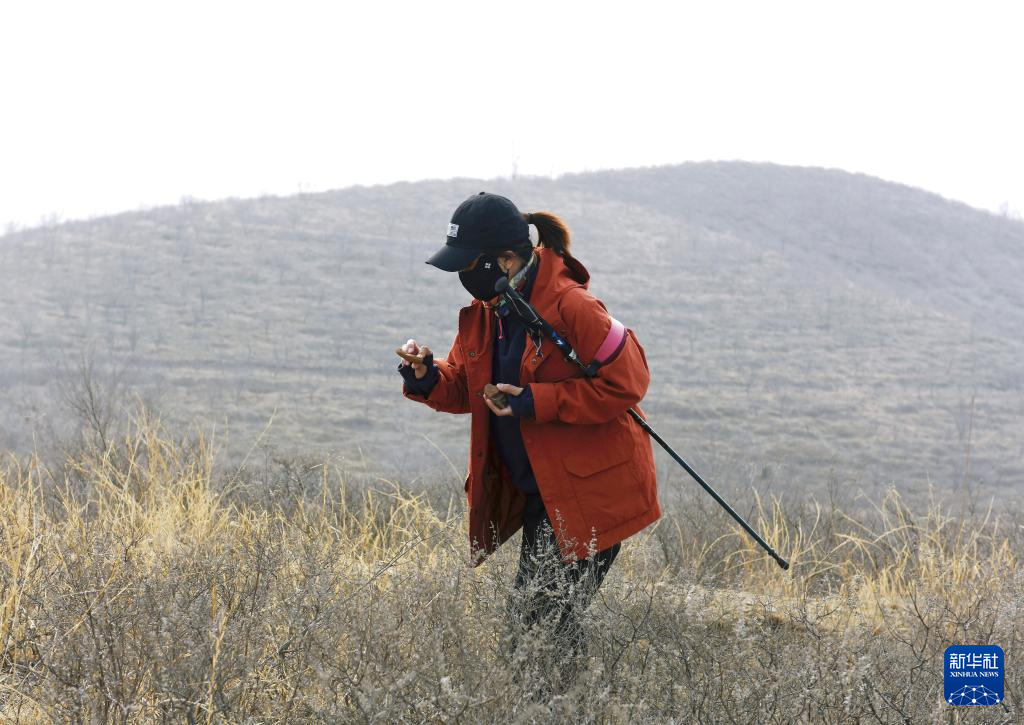 文化中国行·守宝人｜徒步山野间 守护红山文化