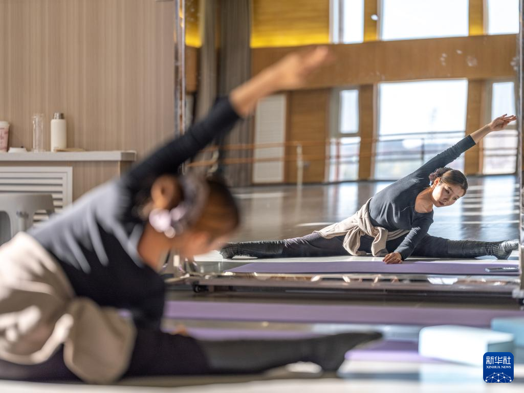 图片故事|草原上的“红色文艺轻骑兵”