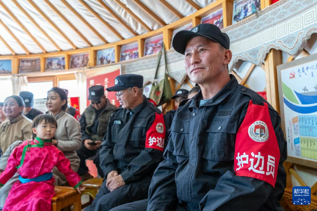 图片故事|草原上的“红色文艺轻骑兵”