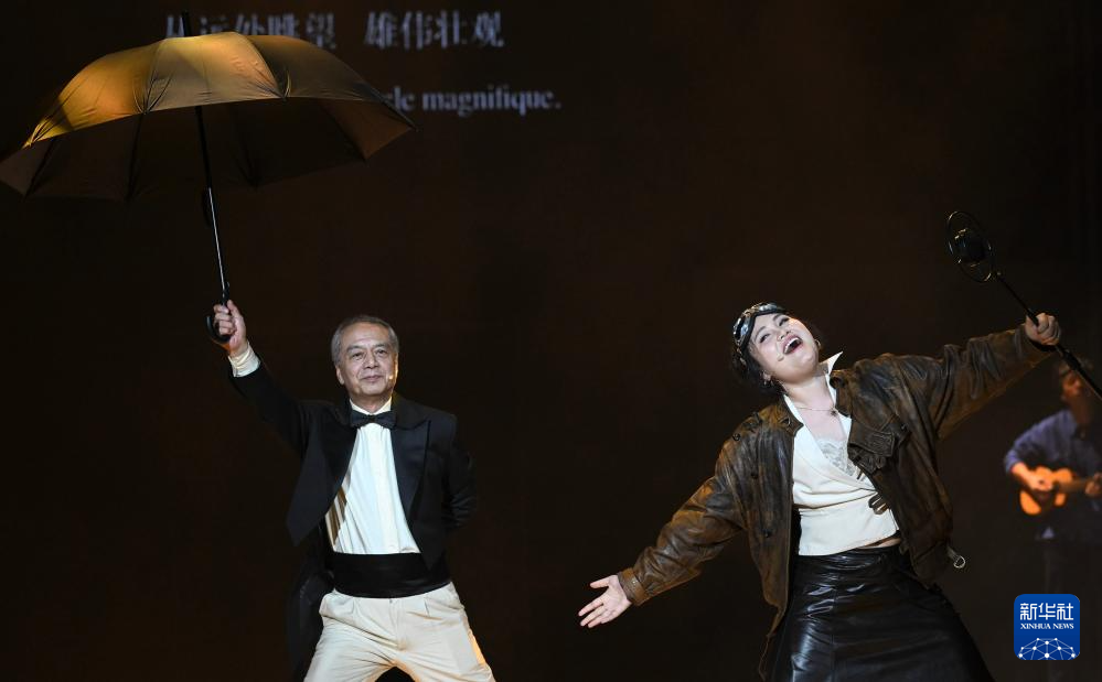 中法合作音乐戏剧《小王子》在武汉首演