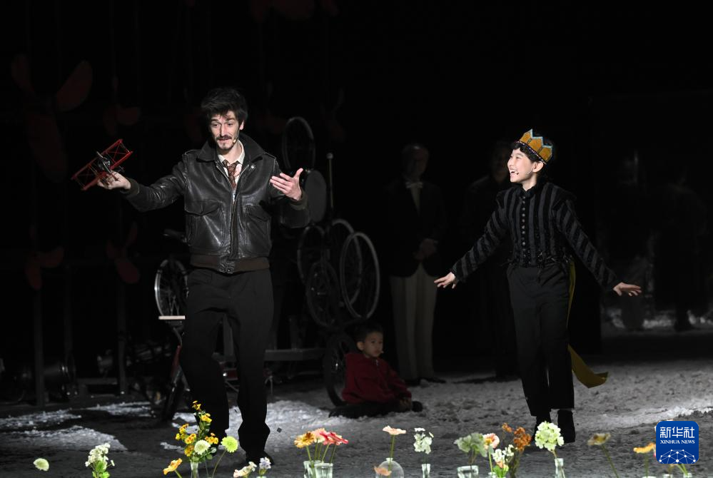 中法合作音乐戏剧《小王子》在武汉首演