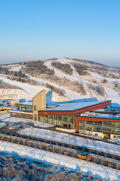 长春天定山、莲花山两大滑雪场本周开板
