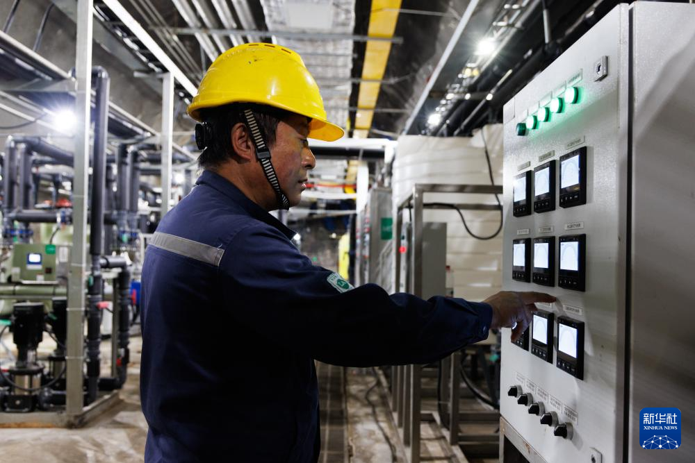 广东江门中微子实验发布首个物理成果