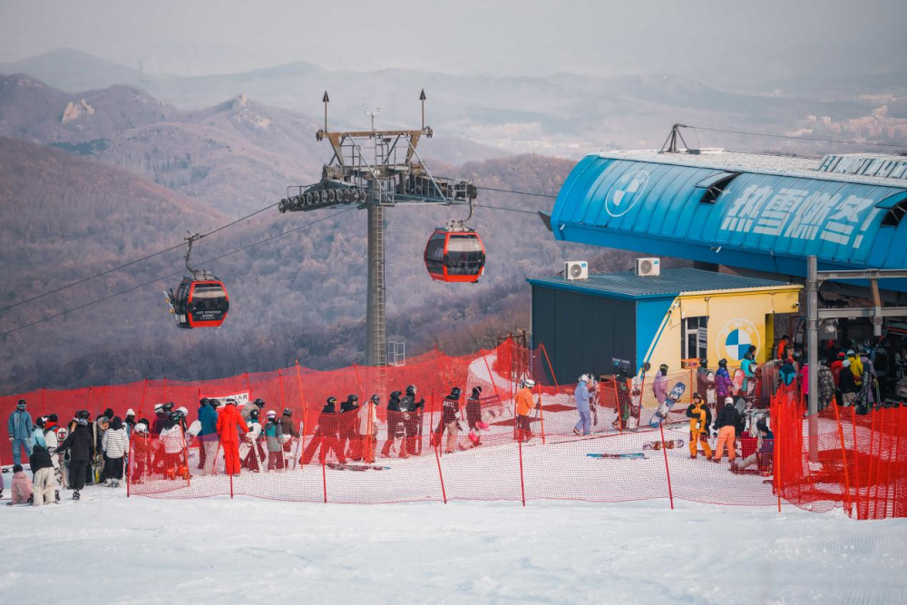 吉林新观察丨冬游吉林，何以热“雪”沸腾