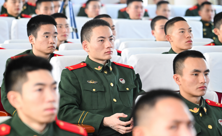 英烈事迹宣讲团走进武警重庆总队执勤第一支队