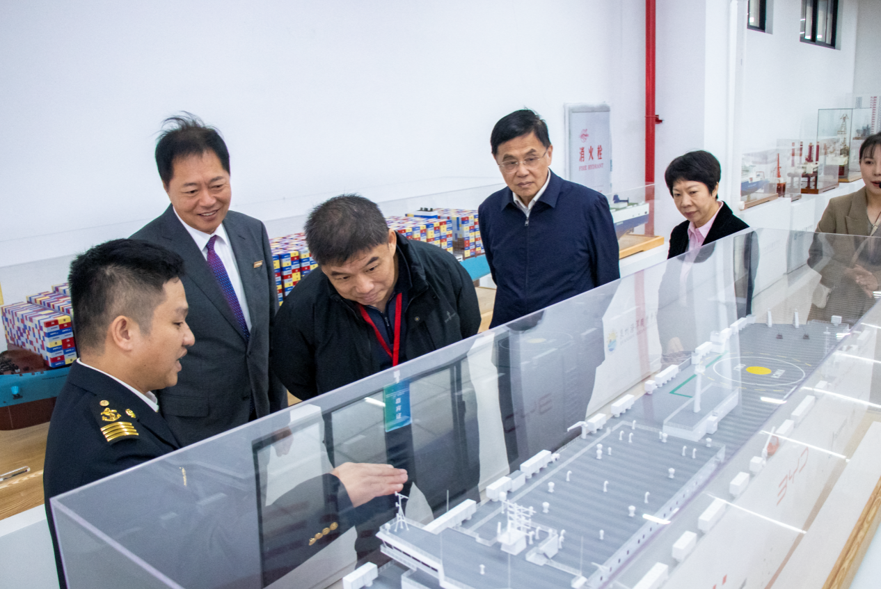 人工智能赋能职业教育“五金”建设研讨会在福建泉州海洋职业学院召开