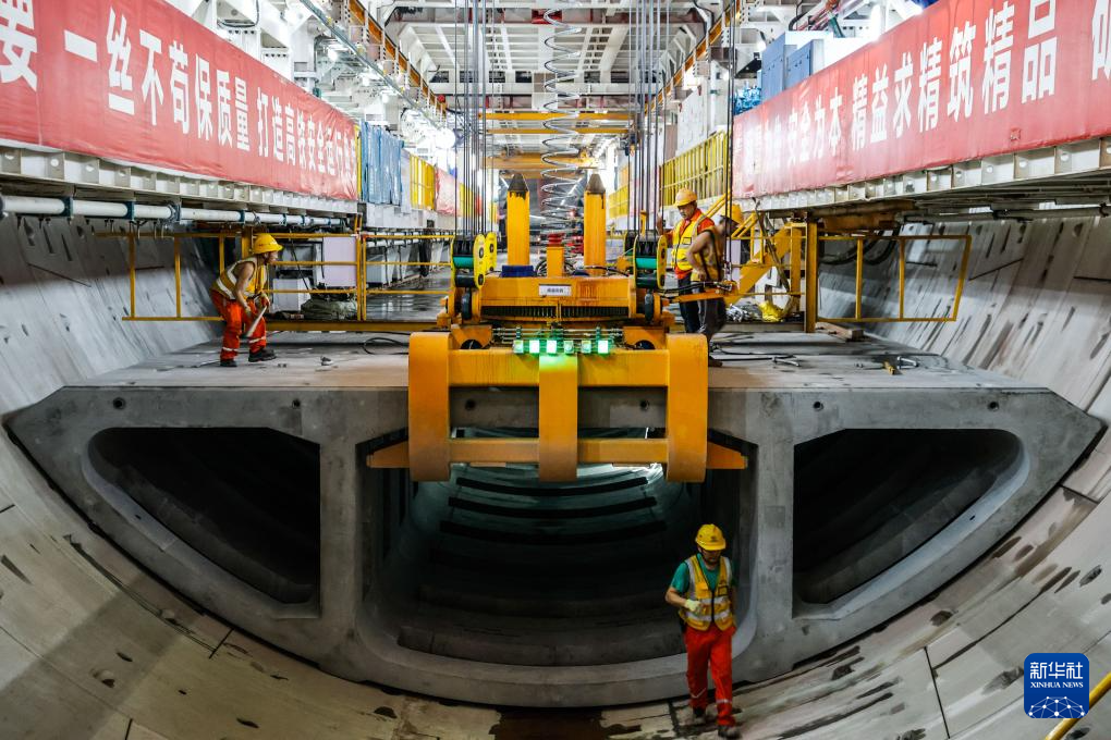 广州“高铁进城”西塱隧道掘进过半