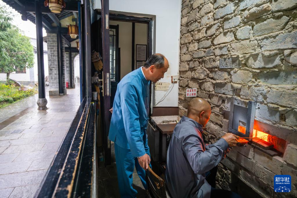 镜观·非遗丨滴玉成棋 永子凝华传匠心