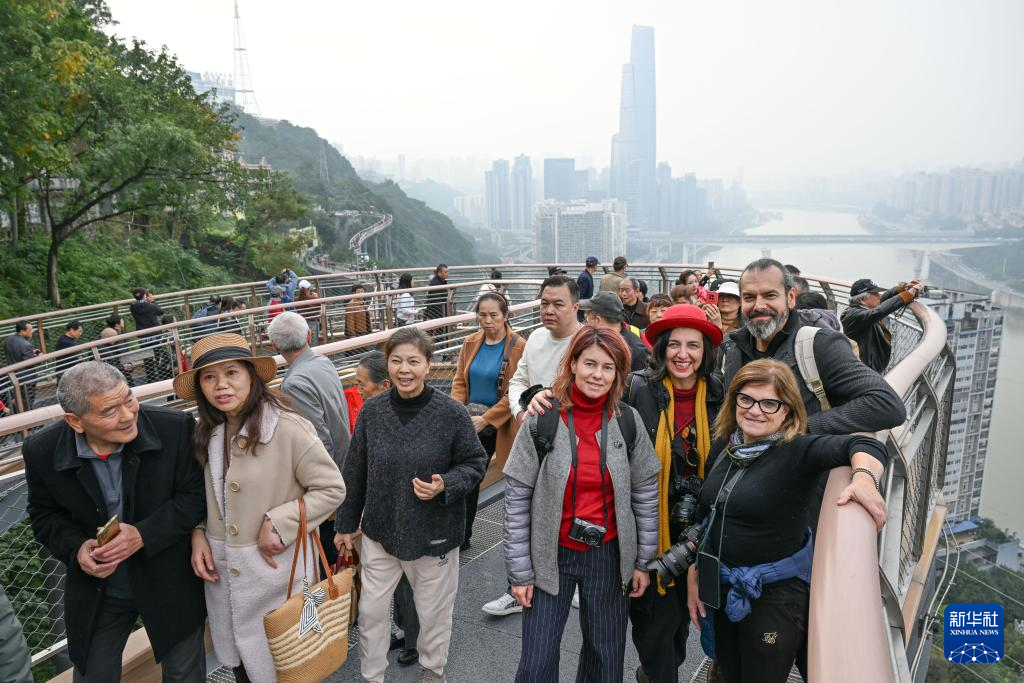 重庆鹅岭栈桥成为旅游新地标