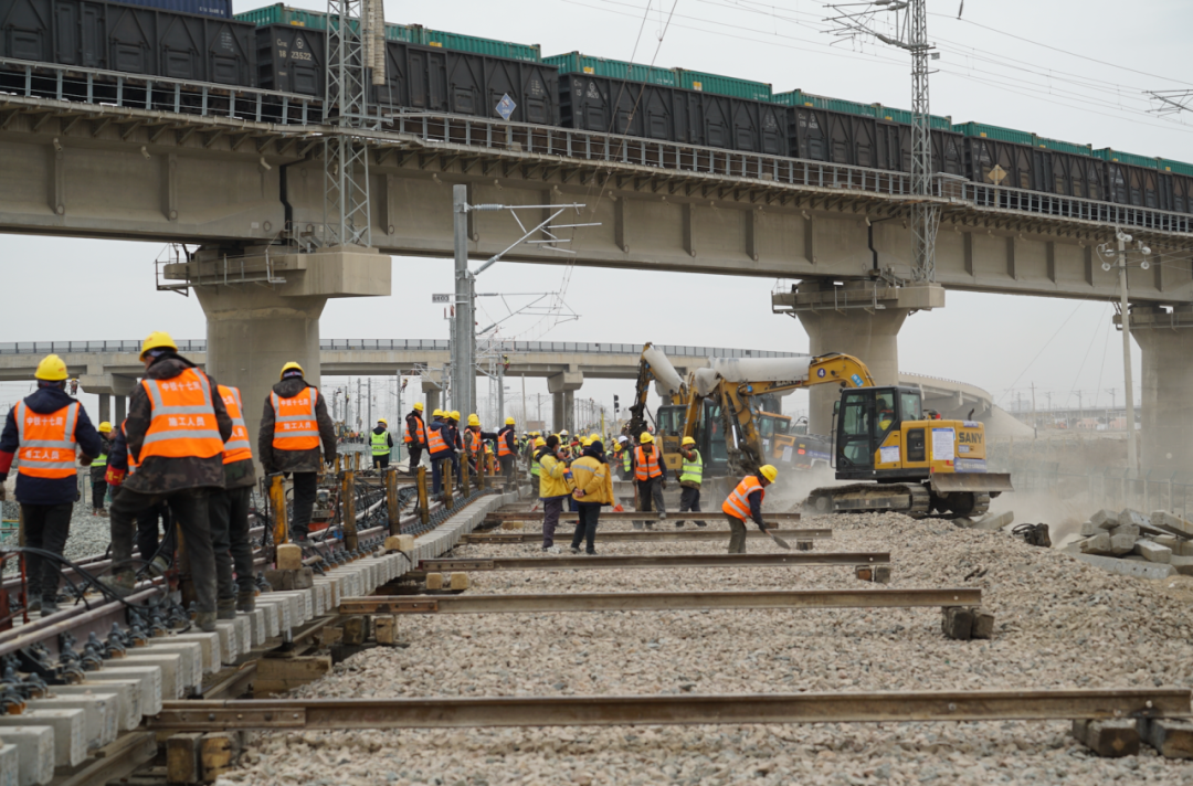 哈密东站扩能改造取得阶段性进展 枢纽能级跃升助力区域经济发展