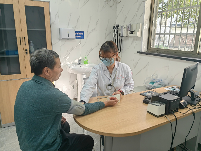 新村医招不进也留不住？宁波开出“药方”