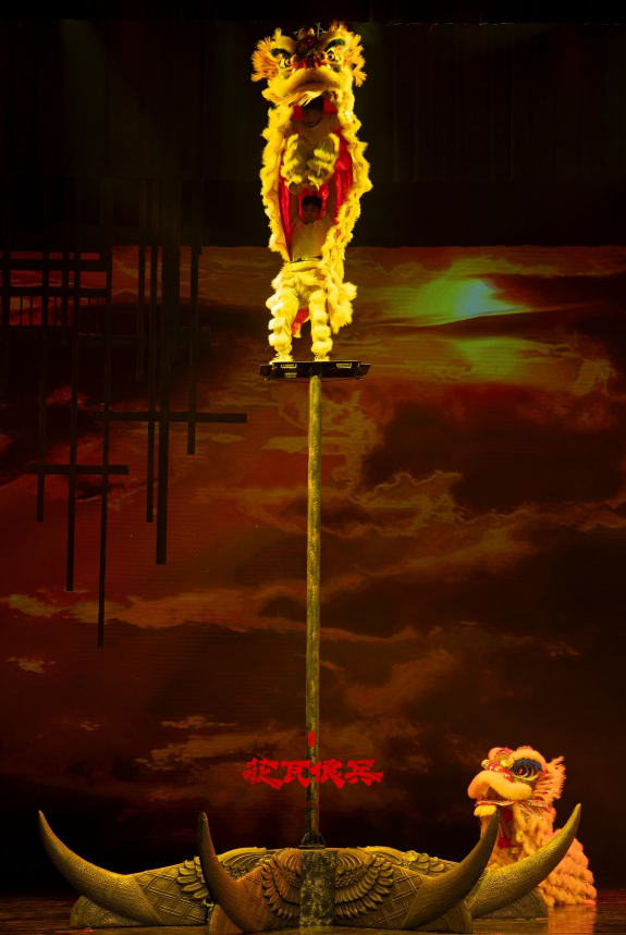 这部大型民族杂技剧,让观众直呼“太震撼!” 这部大型民族杂技剧,让观众直呼“太震撼!”