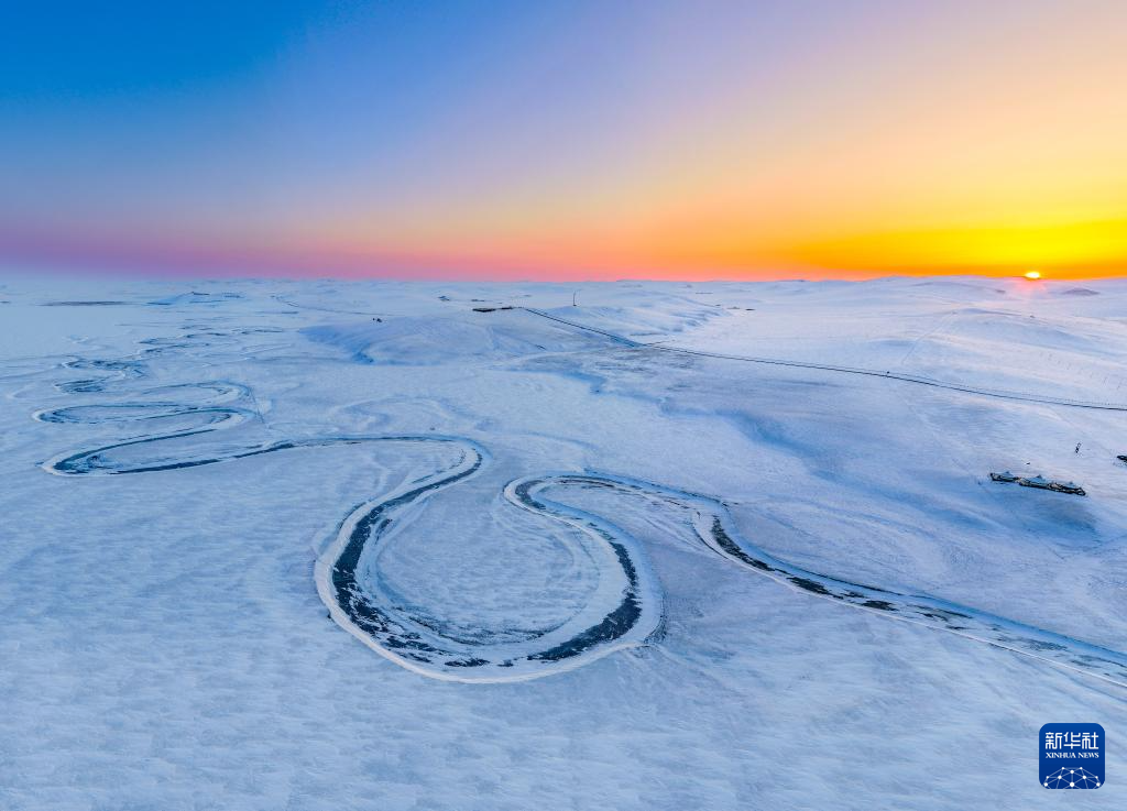 内蒙古：冬日呼伦贝尔雪原