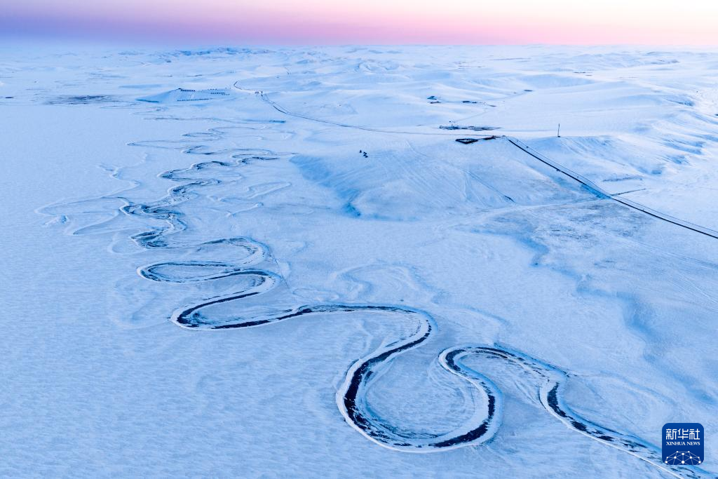 内蒙古：冬日呼伦贝尔雪原