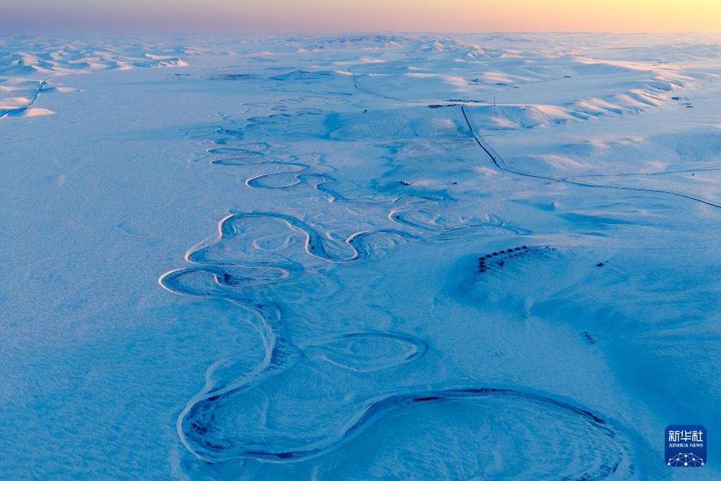 内蒙古：冬日呼伦贝尔雪原