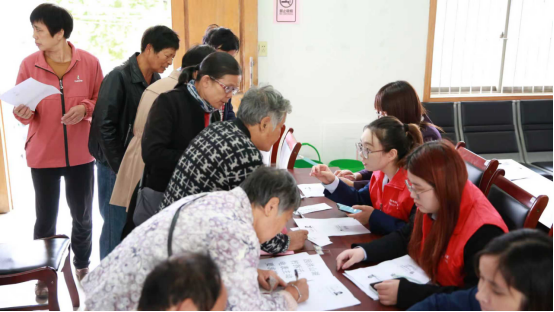 “上门办”暖民心 电力服务“零跑腿”显担当