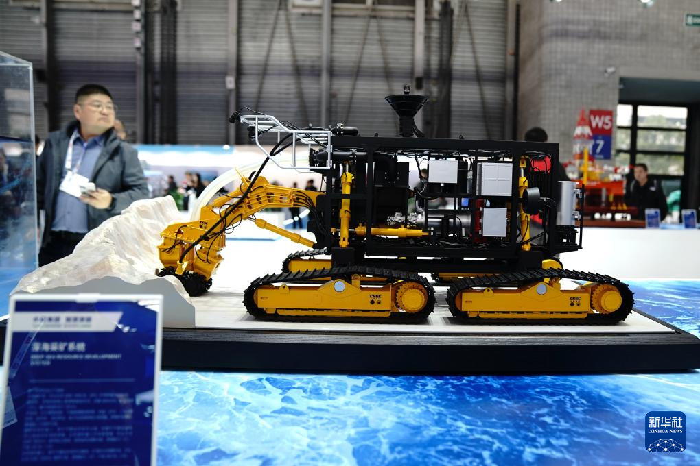 2025年中国国际海事会展在沪开幕