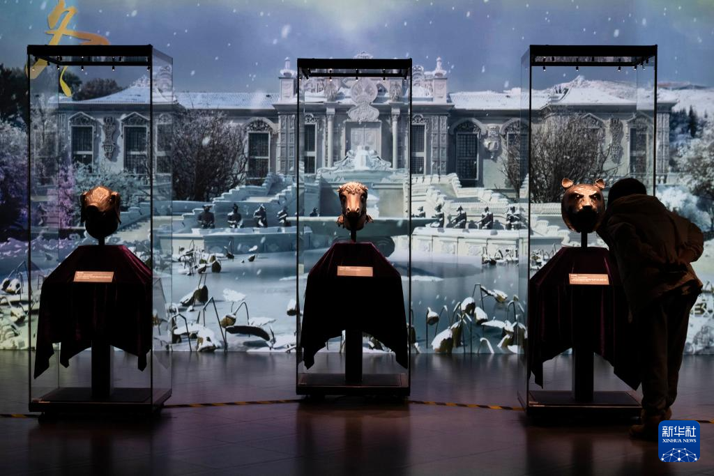 黑龙江哈尔滨：海外回流文物亮相