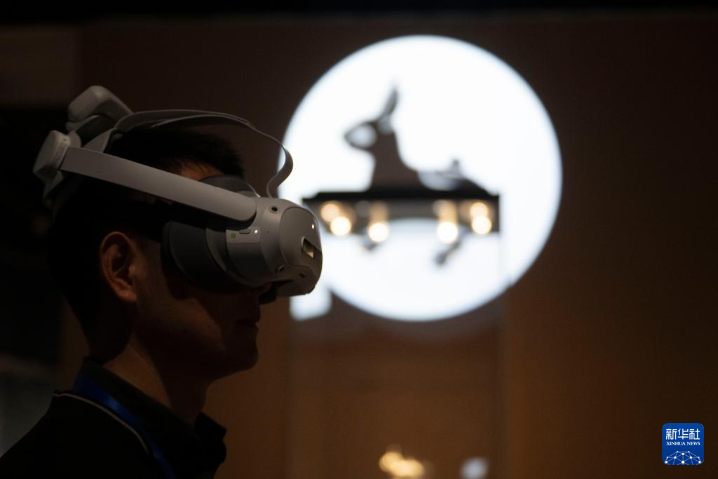 黑龙江哈尔滨：海外回流文物亮相