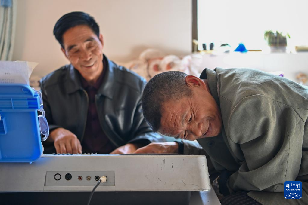 山西平顺：“爱的循环！这个村子很“暖”